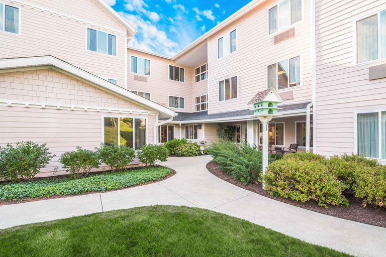 Maple Suites Pricing, Photos and Floor Plans in Dover, NH Seniorly